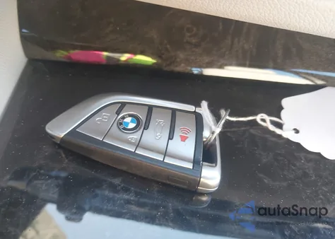 2017 BMW 540I xDrive из США, поврежденный, VIN WBAJE7C35HG889902